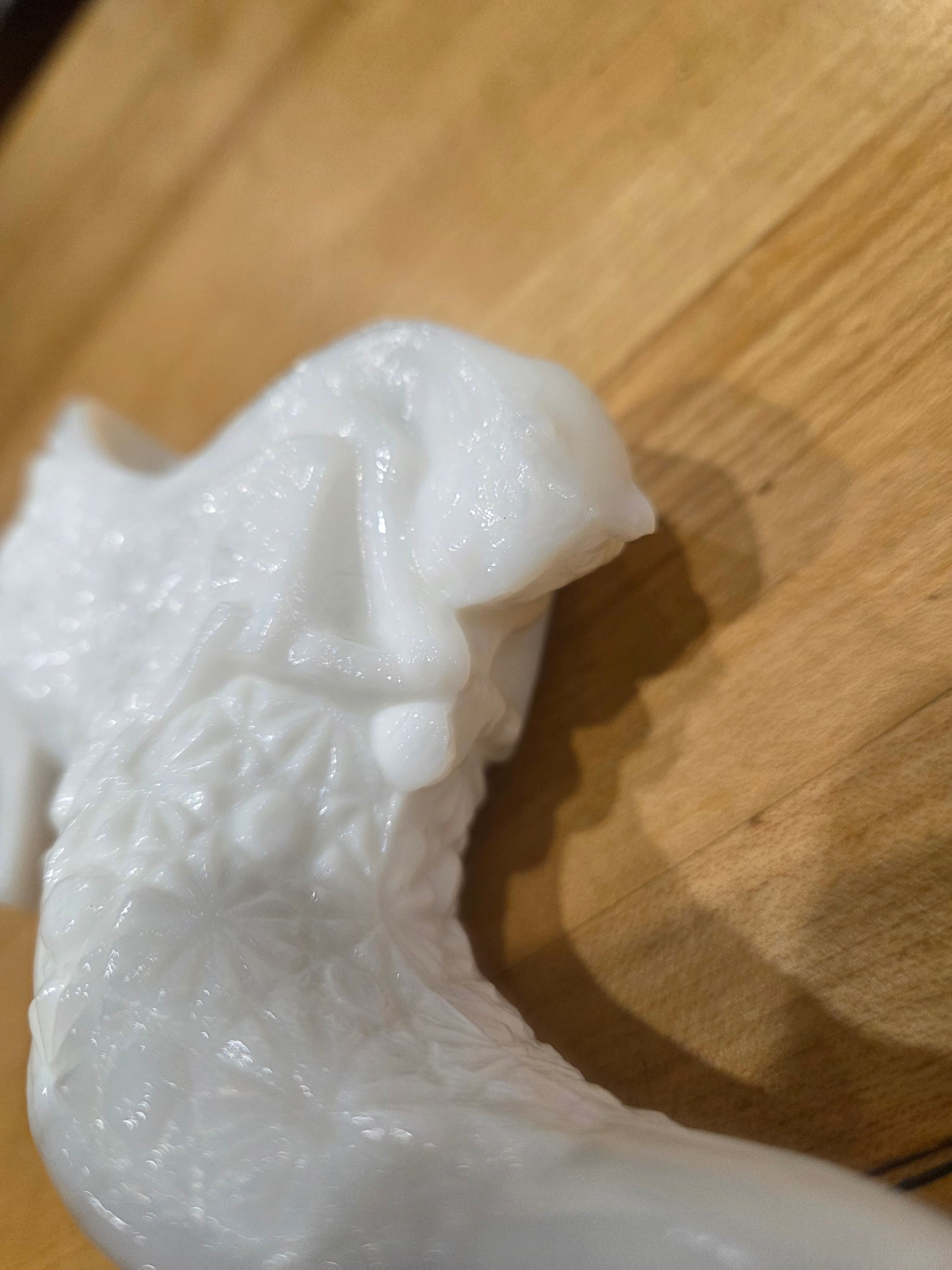 Vintage Fenton White Milk Glass Daisy and Button Slipper Shoe Cat Head Figurine - Thumbnail 6