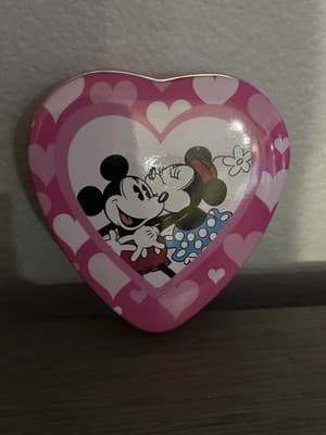 Disney Mickey & Minnie Mouse Watch Red Girls/Womans VTG In Tin New Needs Battery - Thumbnail 2