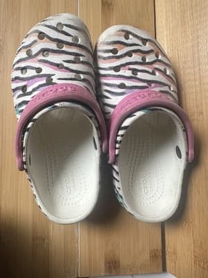 Crocs Comfort Kids Classic Clog Teal Black Pink Black Zebra and Clitter Size 12 - Thumbnail 4