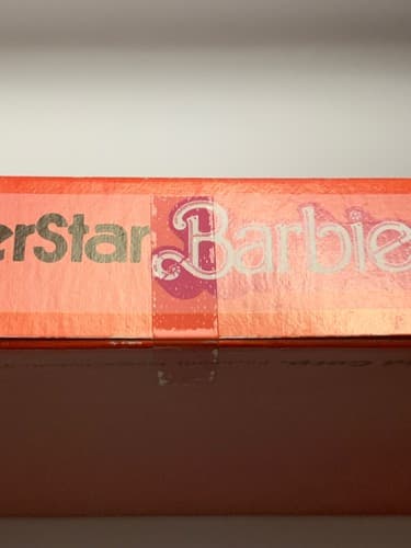 Vintage 1977 Barbie SuperStar Gold Medal Jewelry Set Rare - Thumbnail 3