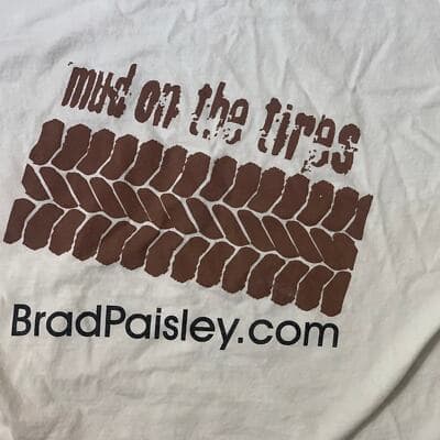 Brad Paisley Mud on the Tires Tour Concert Album T-Shirt Large - Thumbnail 2