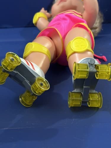 Vintage Doll Baby Skates 1982 Original Box 15" T Mattel Instructions - Thumbnail 11