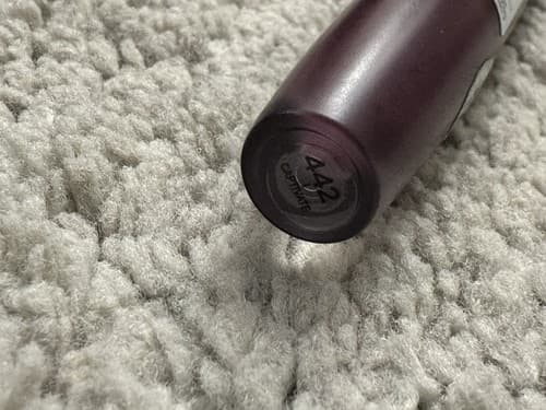 2 - L'Oreal Rouge Signature Lightweight Matte Lip Color Stain Sticks Captivate - Thumbnail 2