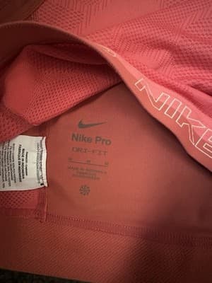 New NIKE PRO Dri-FIT Cropped Women's Medium Training Top Sports Bra Coral NWT - Thumbnail 4