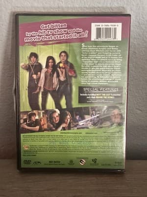 My Babysitter's a Vampire: Season 1 Sealed Read - Thumbnail 2