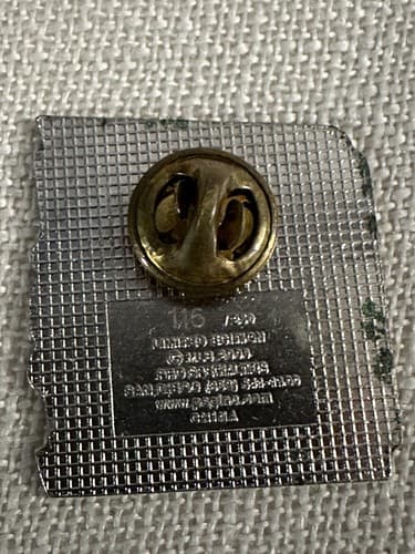 MLB Florida Marlins Glow In The Dark Lapel Hat Pin 116/250 Limited Vintage - Thumbnail 3