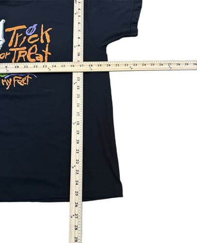Vintage 80s TRICK OR TREAT SMELL MY FEET HALLOWEEN T-SHIRT SIZE L Single Stitch - Thumbnail 2