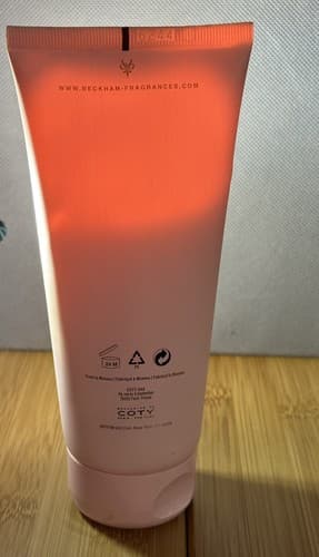 Coty Intimately BECKHAM Women Body Silk Lotion 6.7 oz 1/2 Full See pic - Thumbnail 2