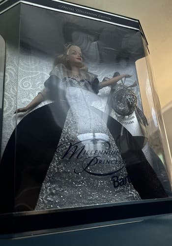 Millennium Princess 2000 Barbie Doll Special Edition w/ Millenium Keepsake NRFB - Thumbnail 2