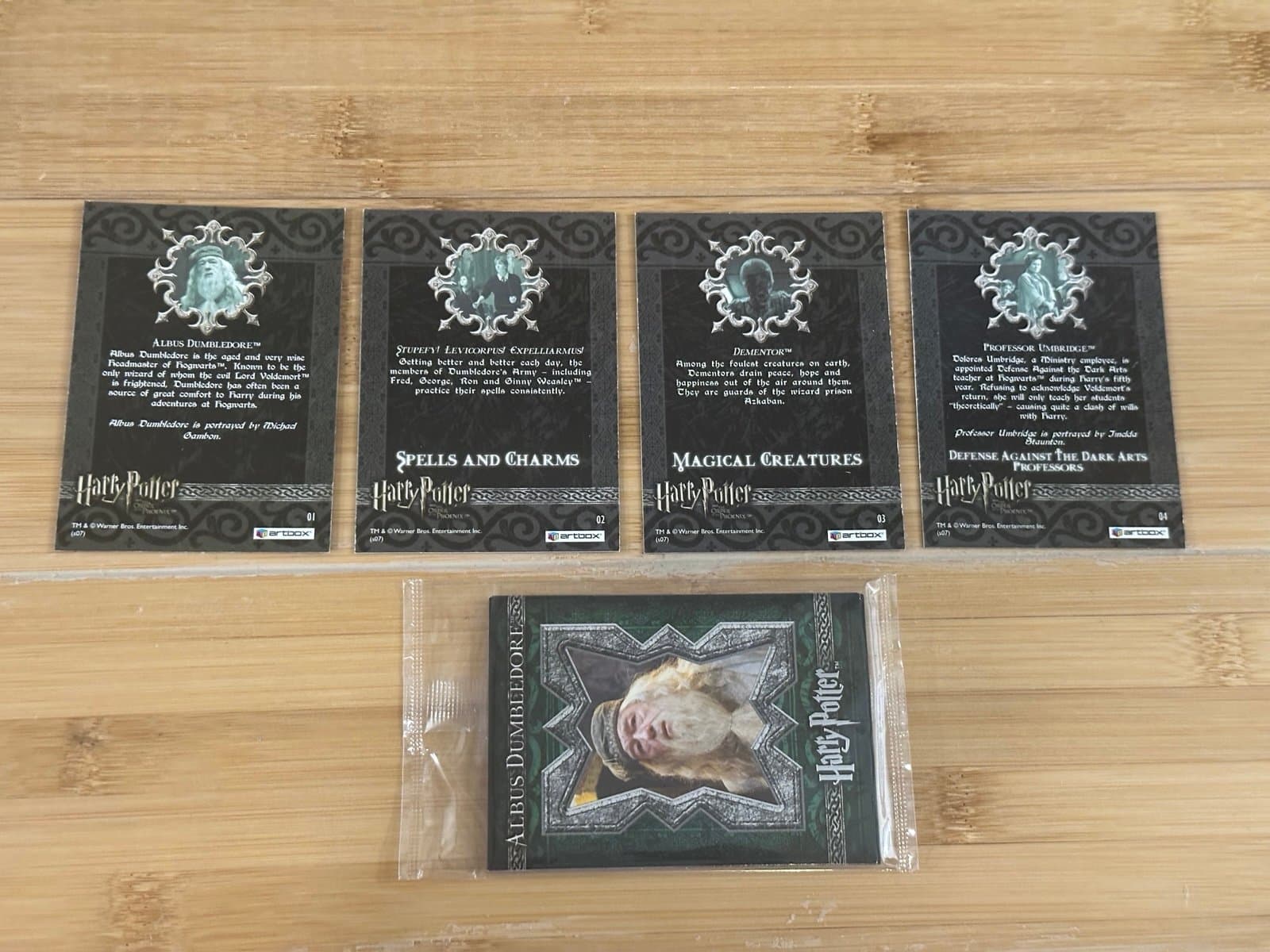 Harry Potter Trading Cards 1 Pack 4 Rare Stupefy! Dementor Dumbledore Umbridge - Thumbnail 2