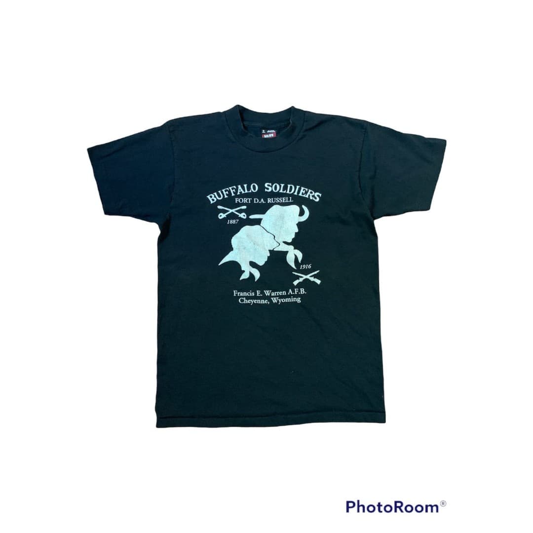 Vtg Buffalo Soldiers Warren Air Force T-Shirt Adult USAF Wyoming Single Stitch - Thumbnail 2