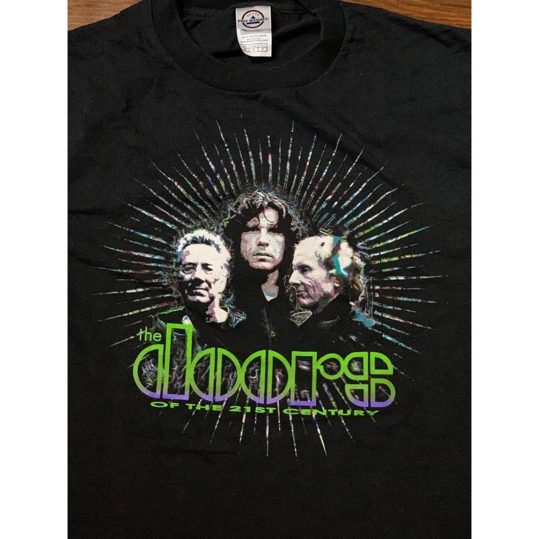 2005 THE DOORS 21st CENTURY OFFICIAL BAND CONCERT MUSIC T-SHIRT SMALL - Thumbnail 2