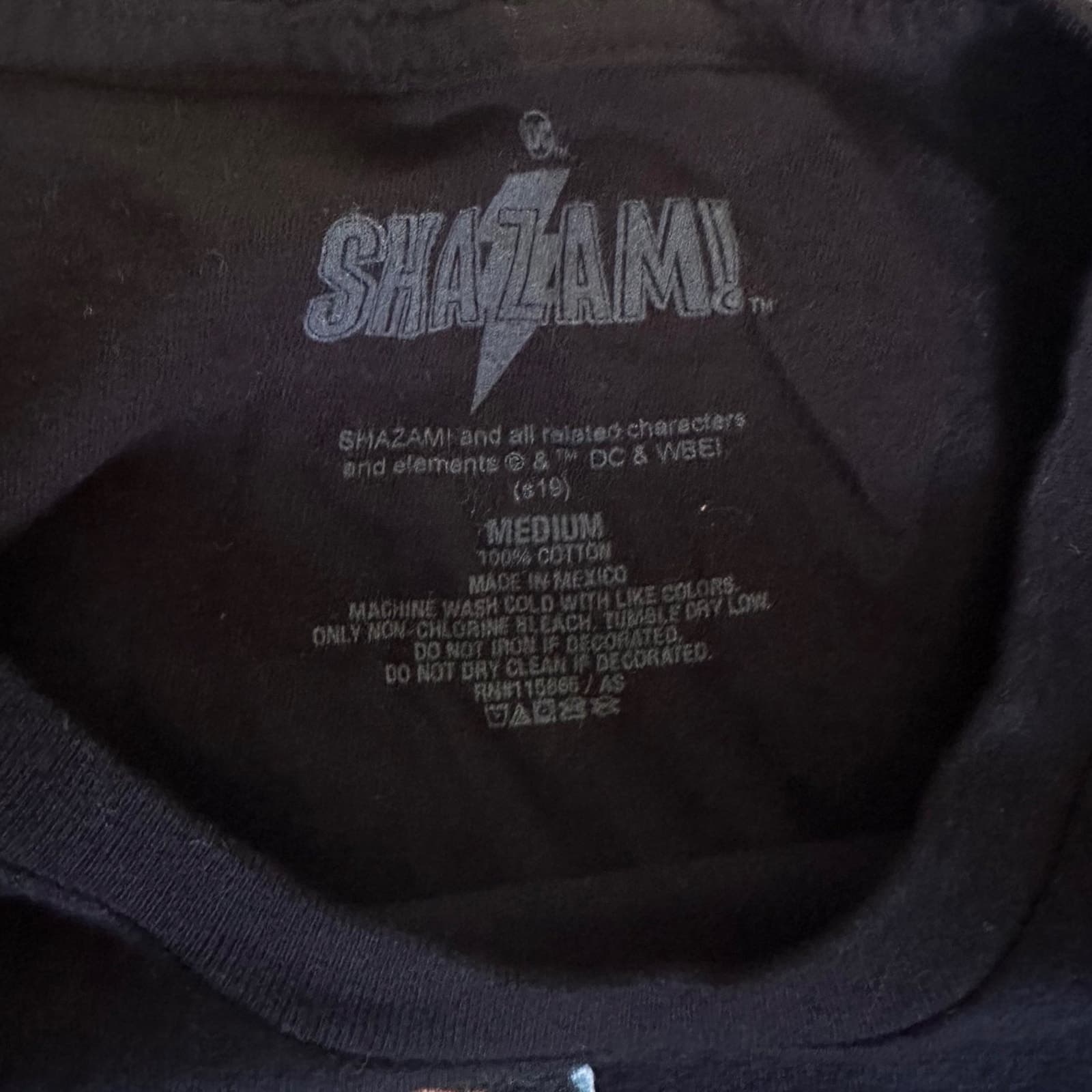 Hot Topic DC Comics SHAZAM! Tee Size medium - Thumbnail 4
