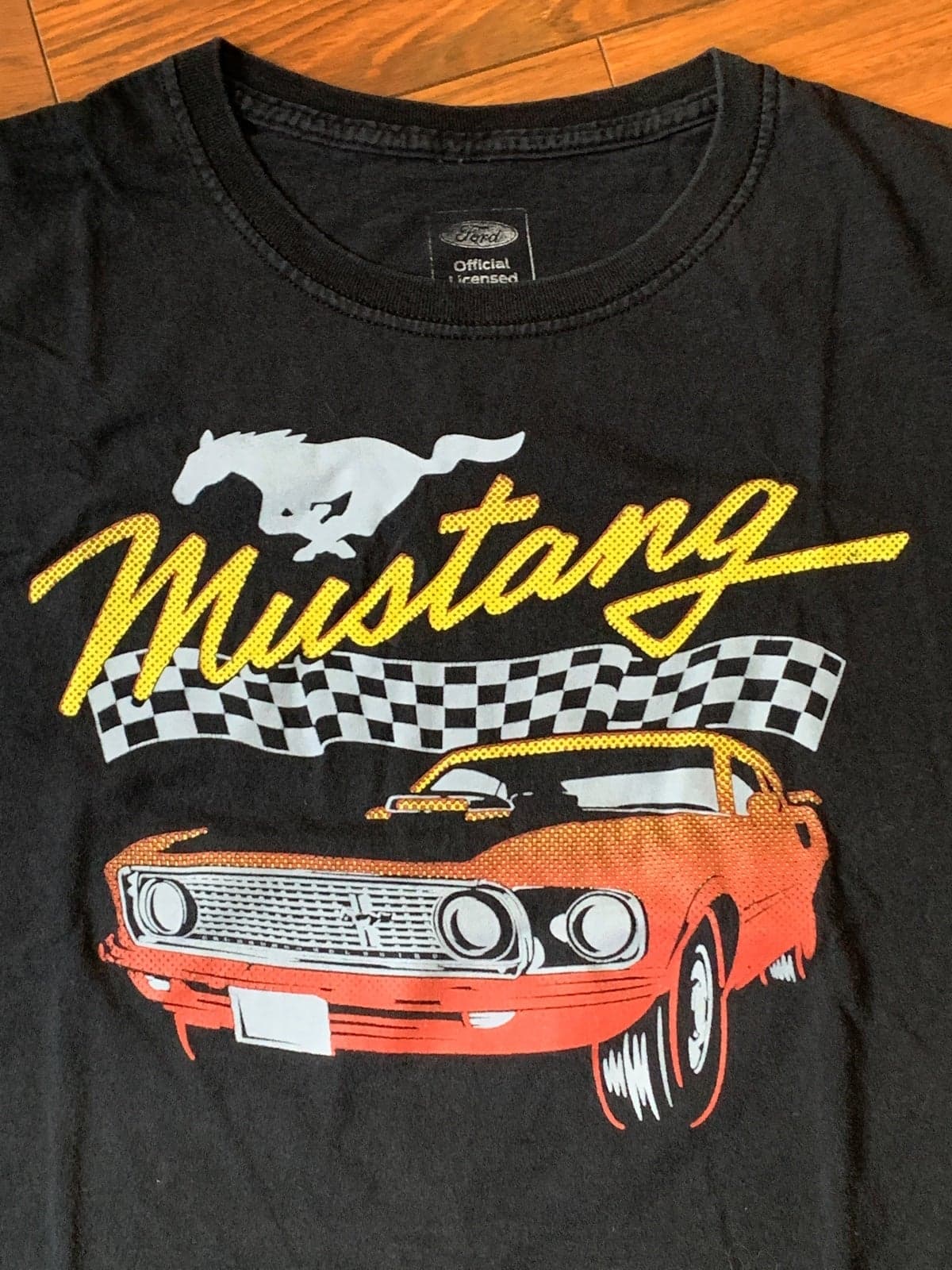 Ford Officially Licensed Mustang T-Shirt Mens Large
