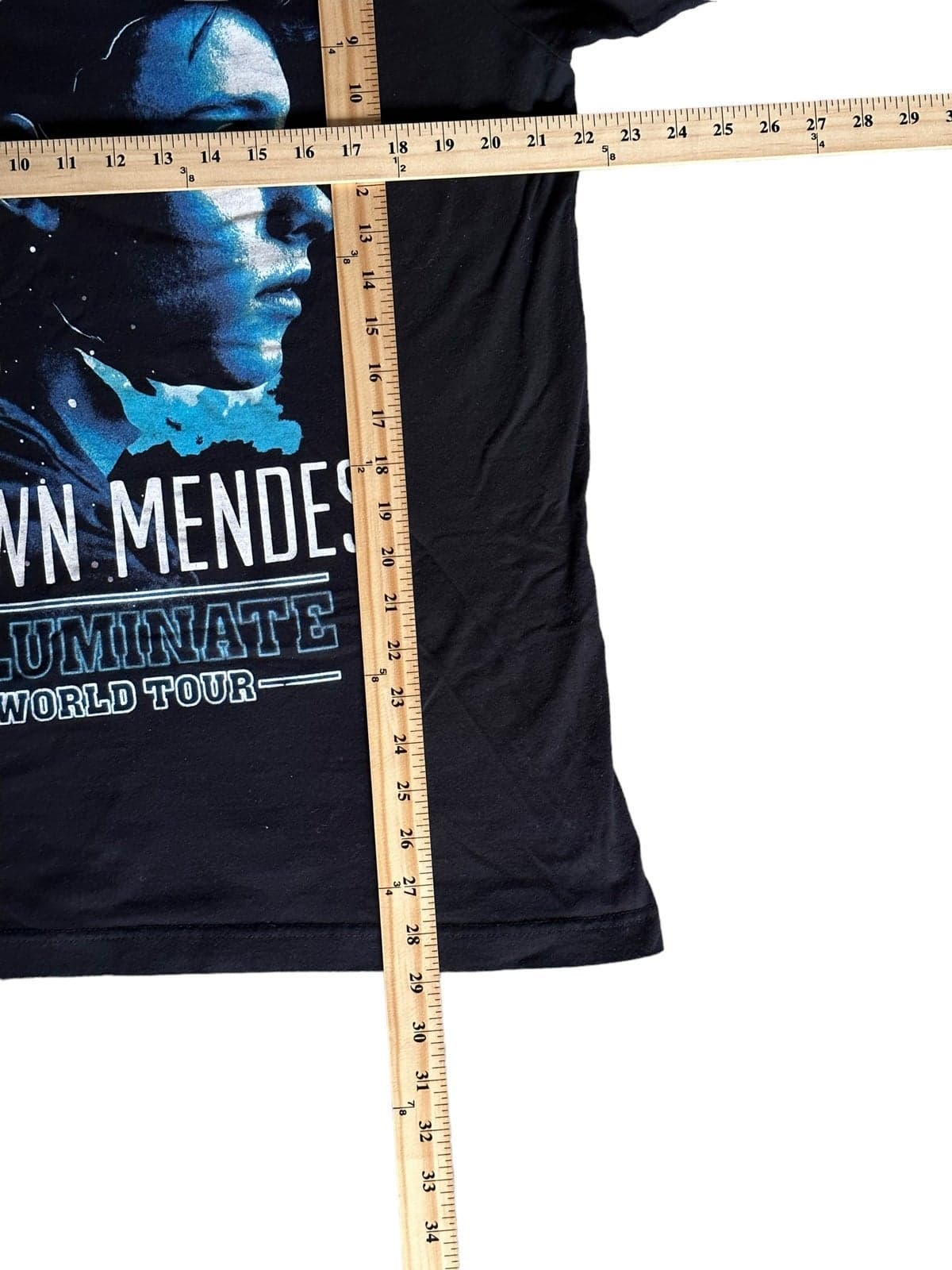 Shawn Mendes Illuminate World Tour Concert T-Shirt Mens XL - Thumbnail 3