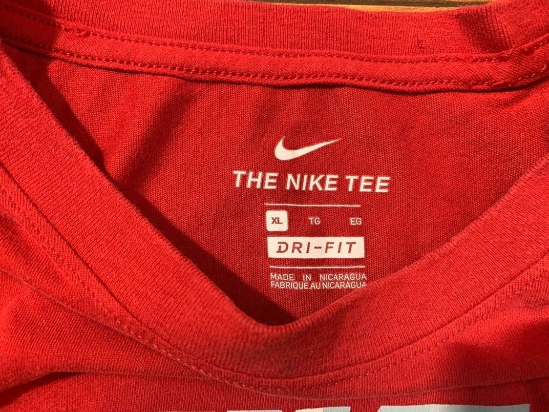 Mens Red Nike Long Sleeve w Camo Swoosh spell out Logo - Thumbnail 4