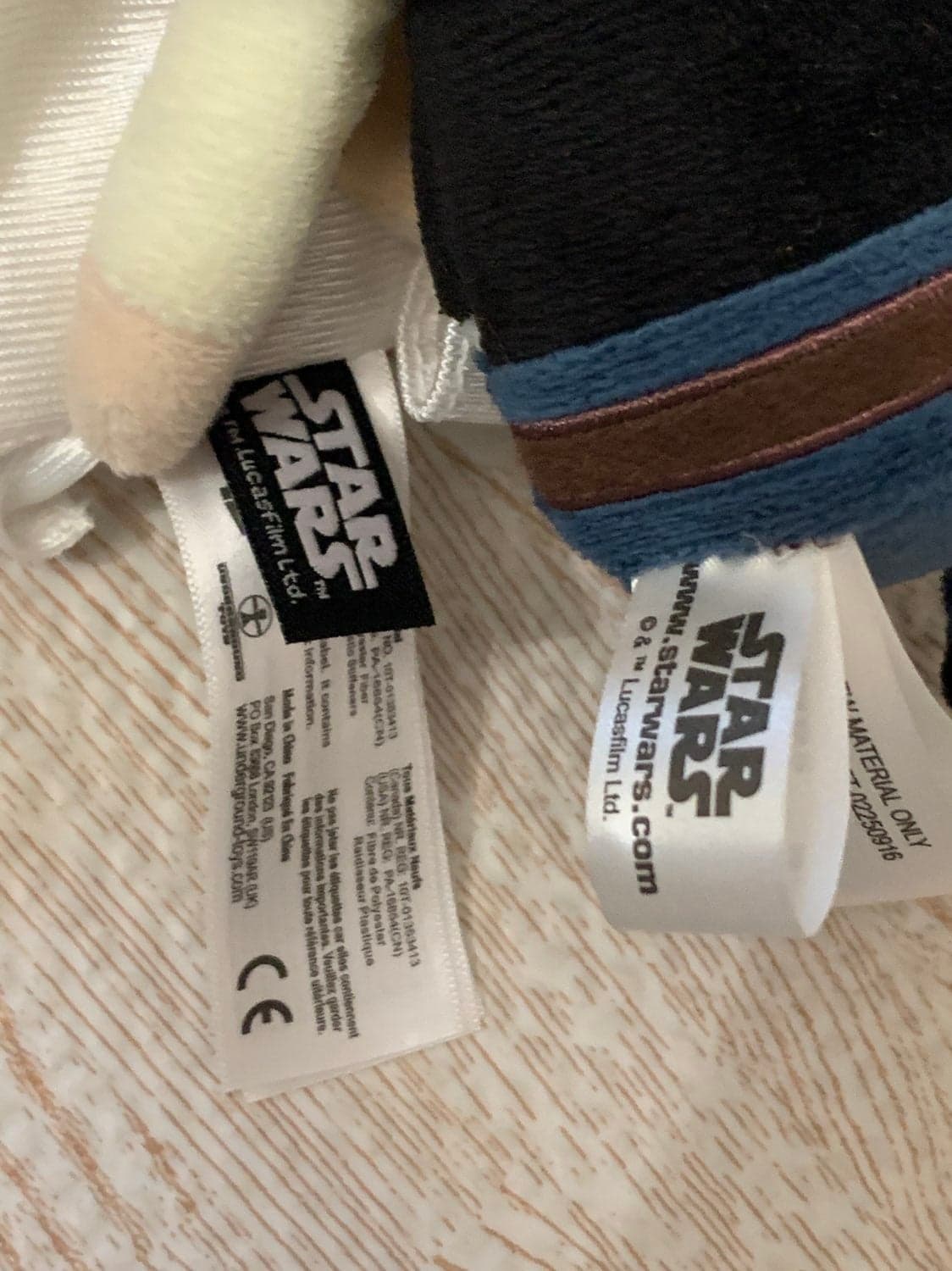 Small Luke and Leia Star Wars Plush Stuffy bundle - Thumbnail 3