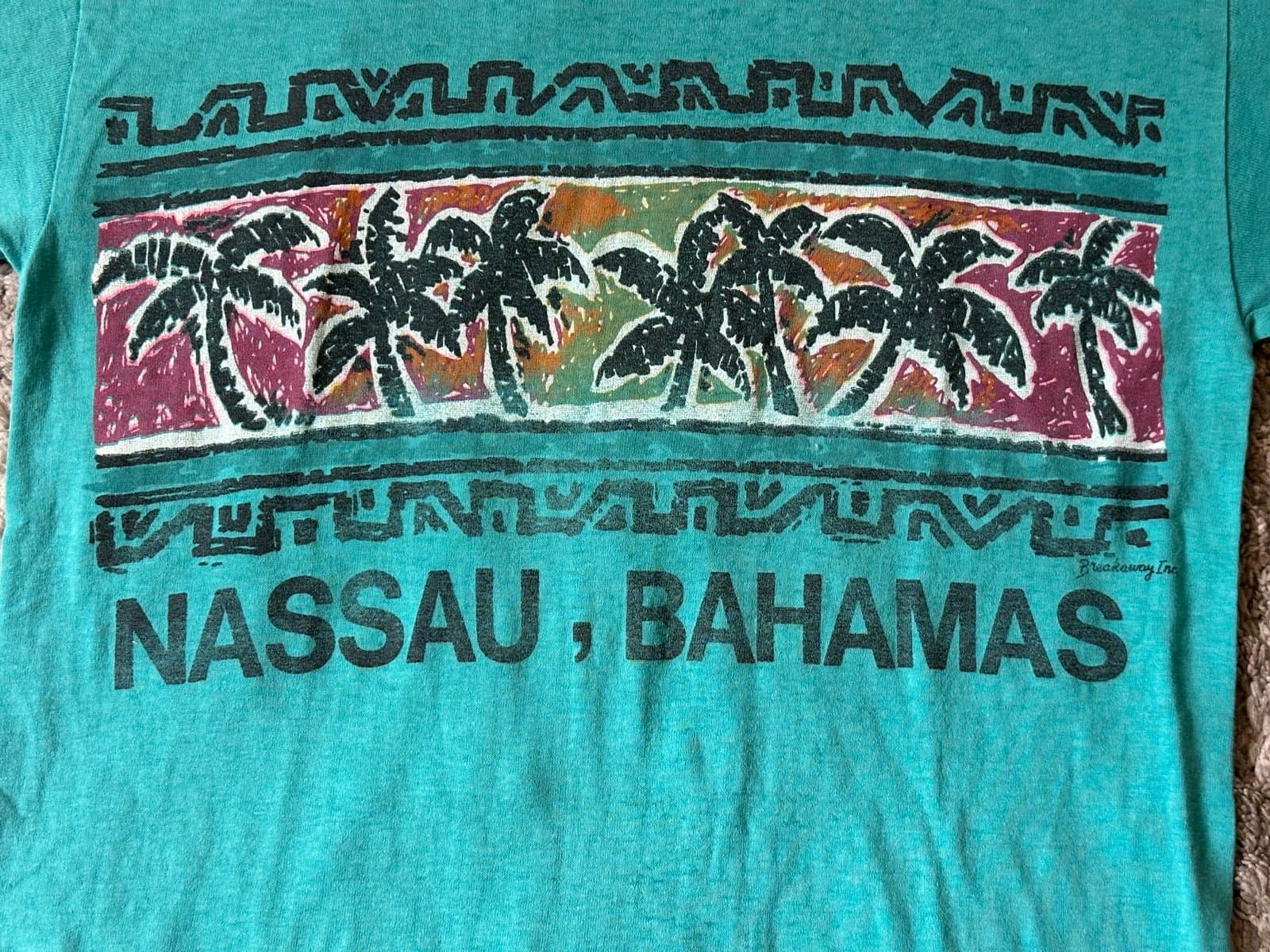 Vintage 70s Tshirt Nassau Bahamas Paper Thin Medium Fits Small Green Graphic - Thumbnail 5