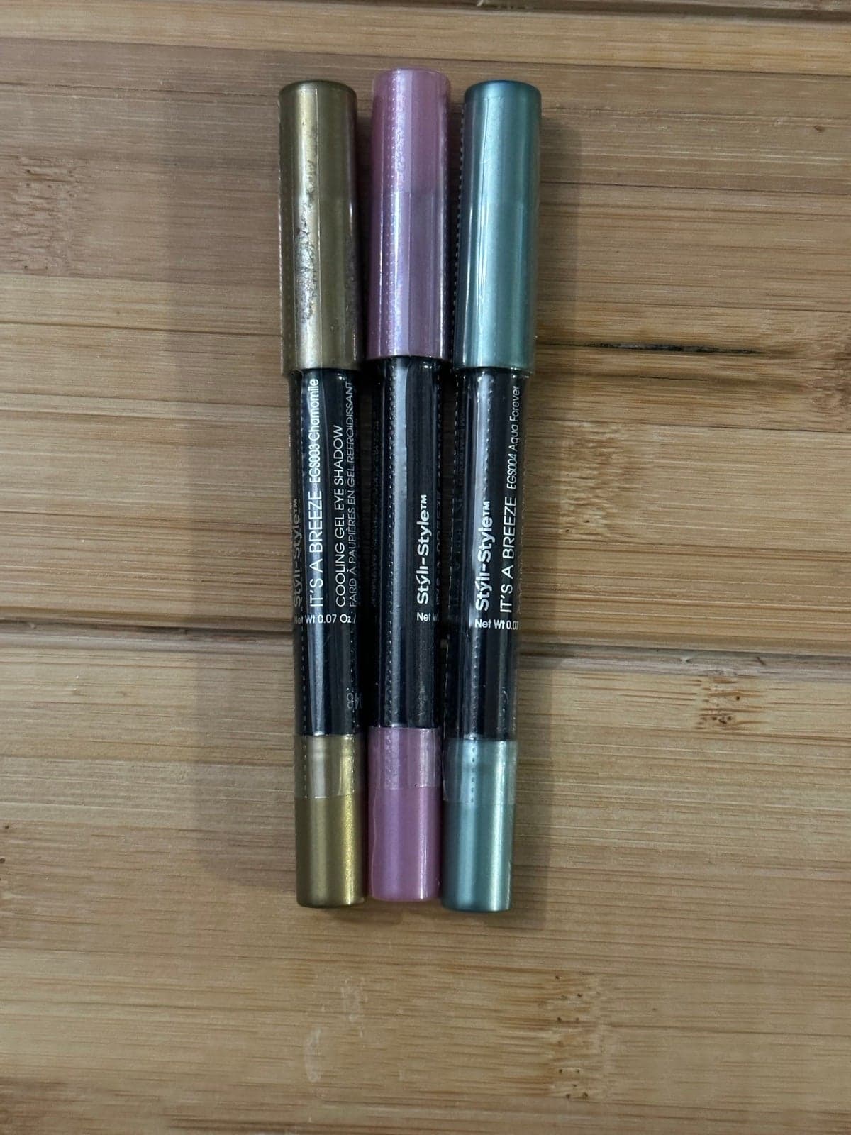 Styli-Style Cooling Gel Eyeshadow sticks