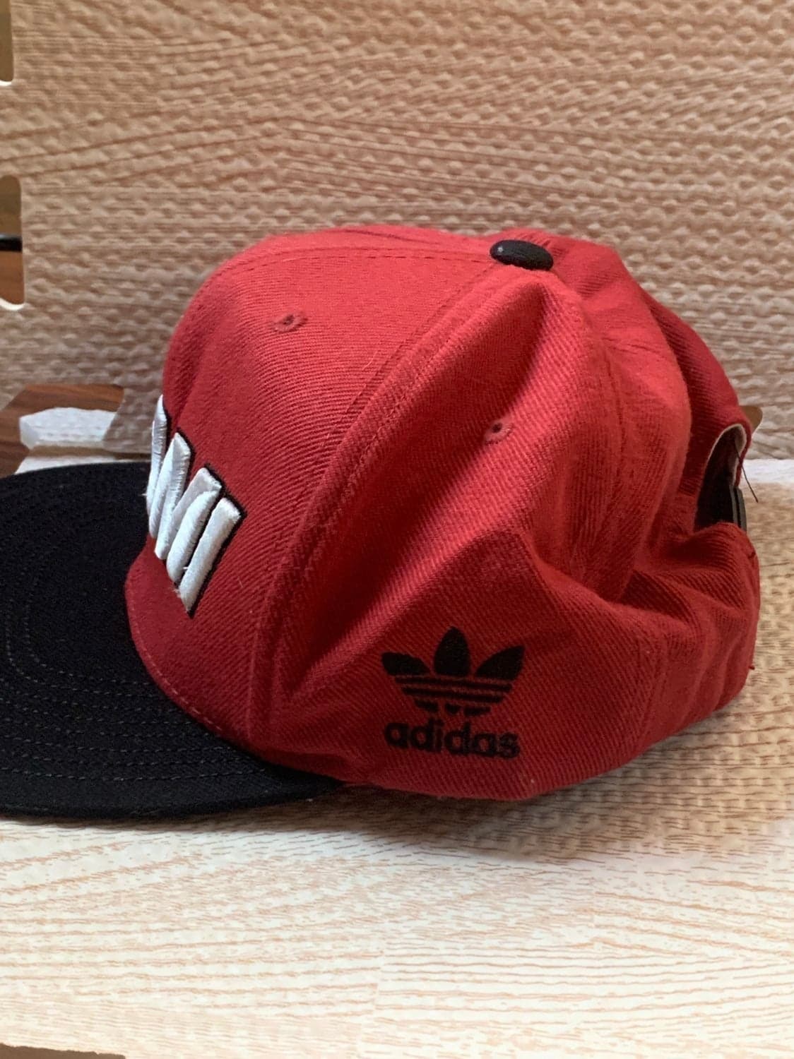 MIAMI HEAT CHEERLEADERS RARE SNAPBACK HAT ADIDAS NBA - Thumbnail 3