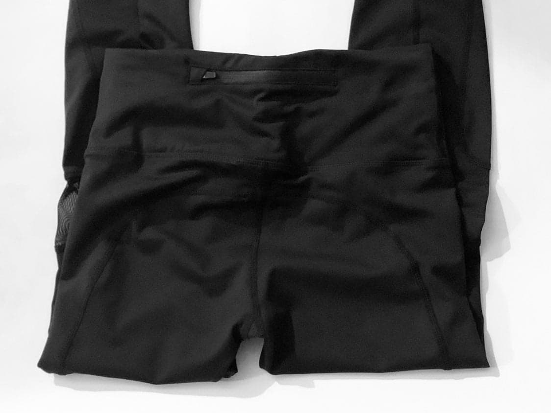 Highwaisted Black Long Capri Leggings womens small - Thumbnail 4