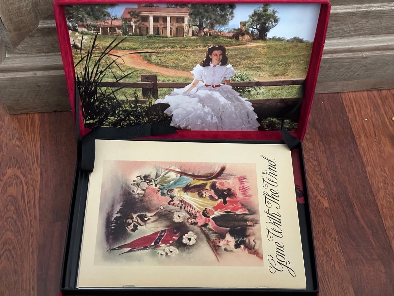 Gone With The Wind 70th Anniversary Box Set Limited Edition 132,631 of 150000 - Thumbnail 2