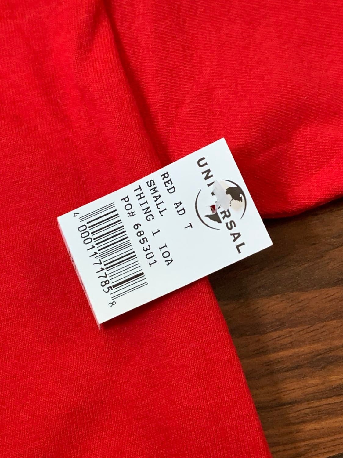 Universal Studios Thing 1 Dr Seuss T-Shirt Mens size Small Red Tee - Thumbnail 6
