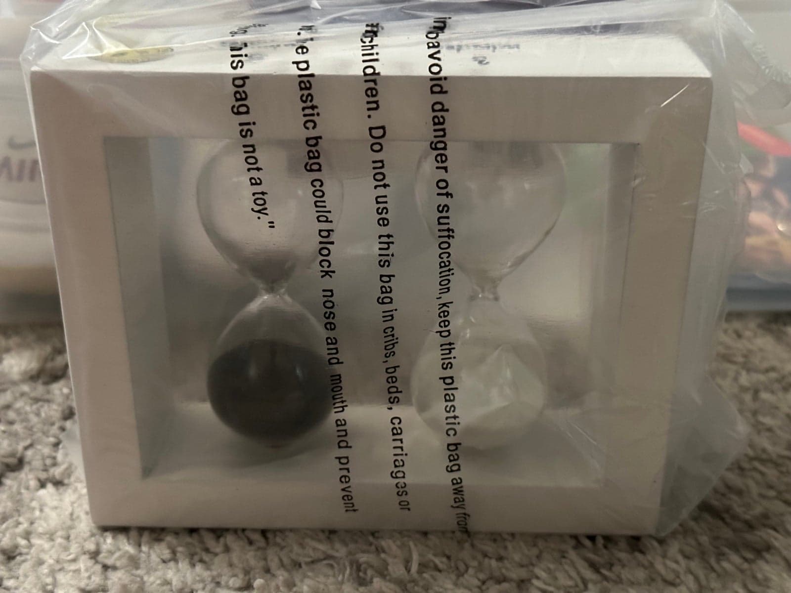 Black and white Sand Timers in Wooden Case 3 and 5 minutes clock - Thumbnail 2