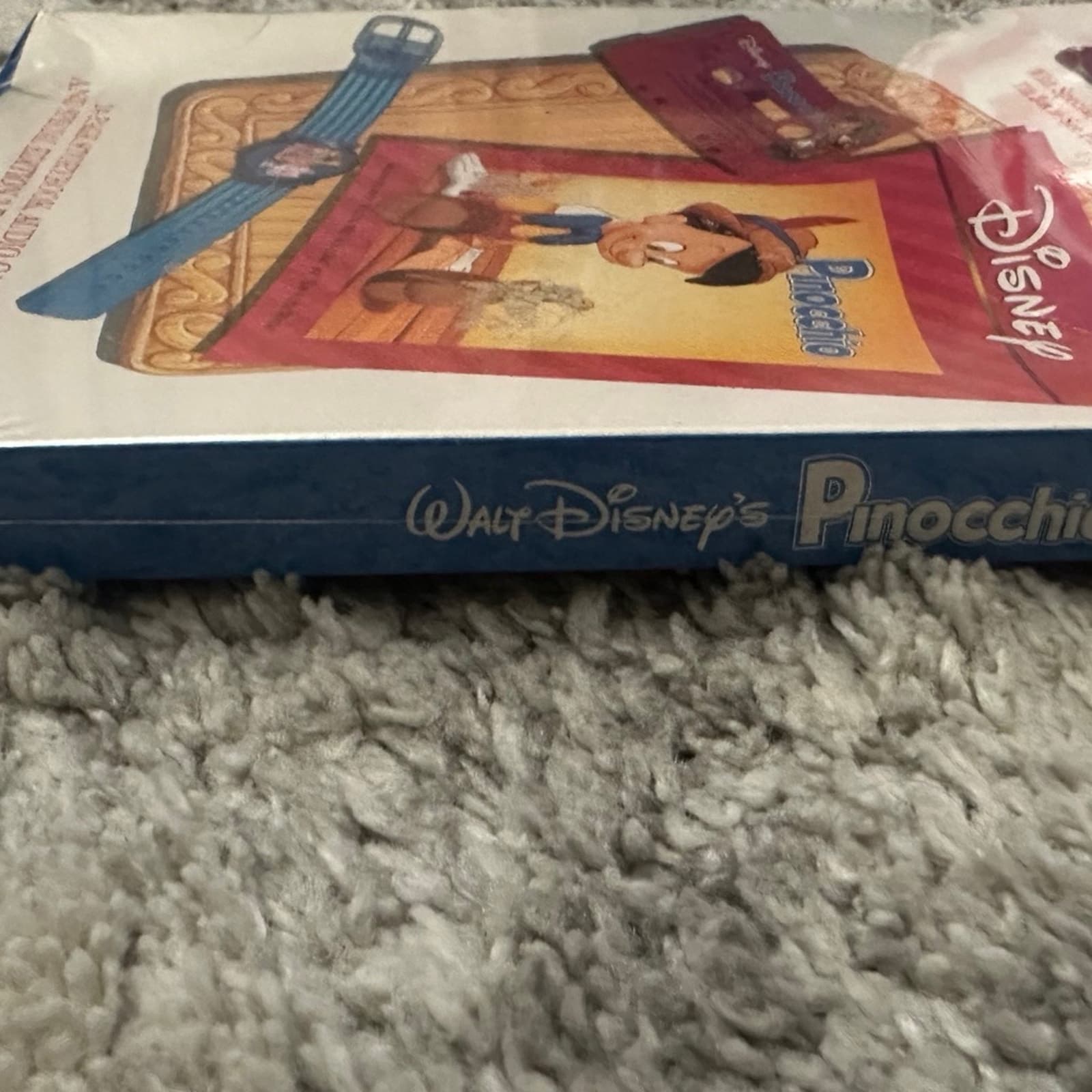 VINTAGE Disney PINOCCHIO Read Along Collection -Includes Cassette, Watch, & Book - Thumbnail 4