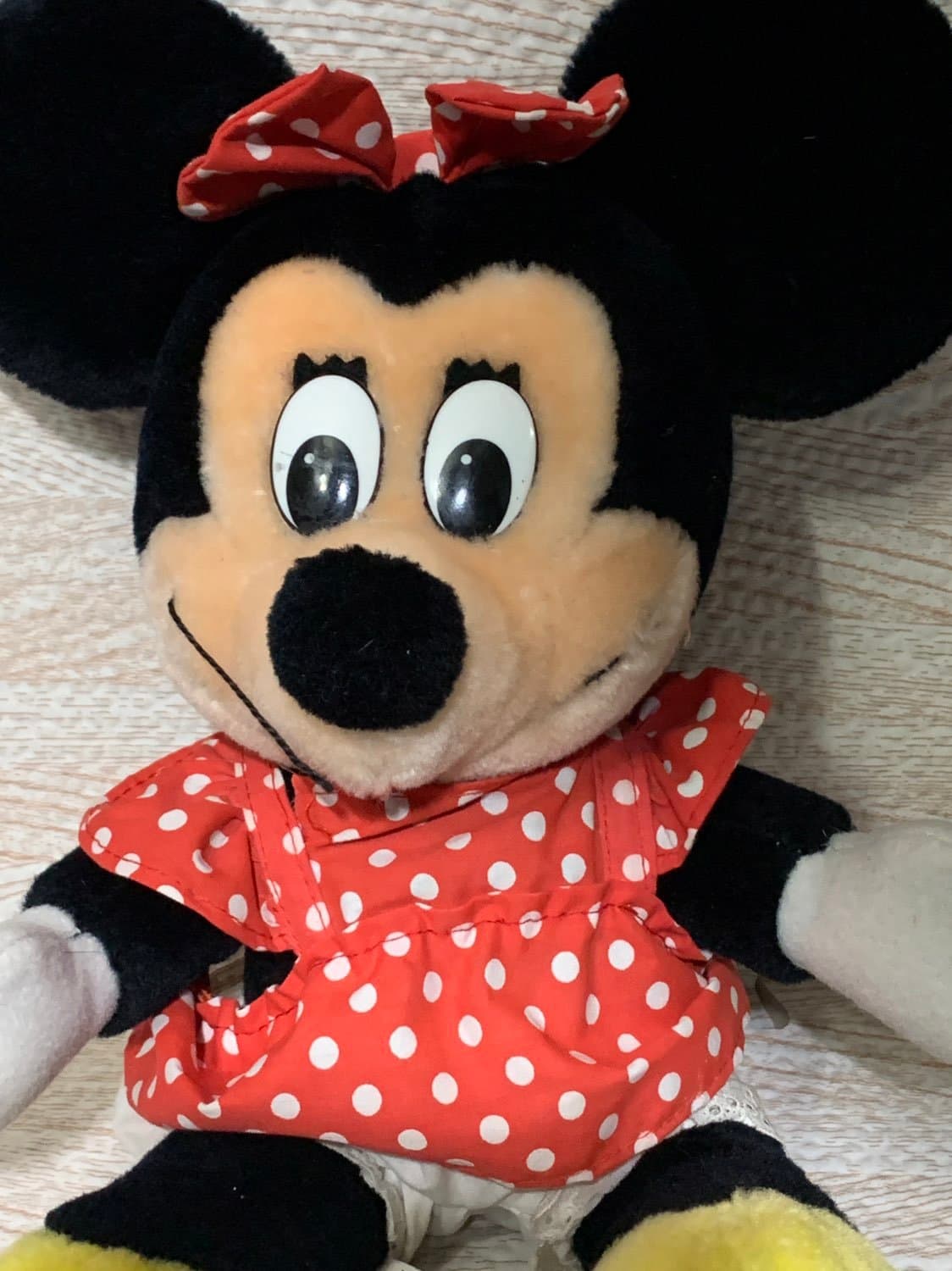 Vintage minnie mouse plush - Thumbnail 2