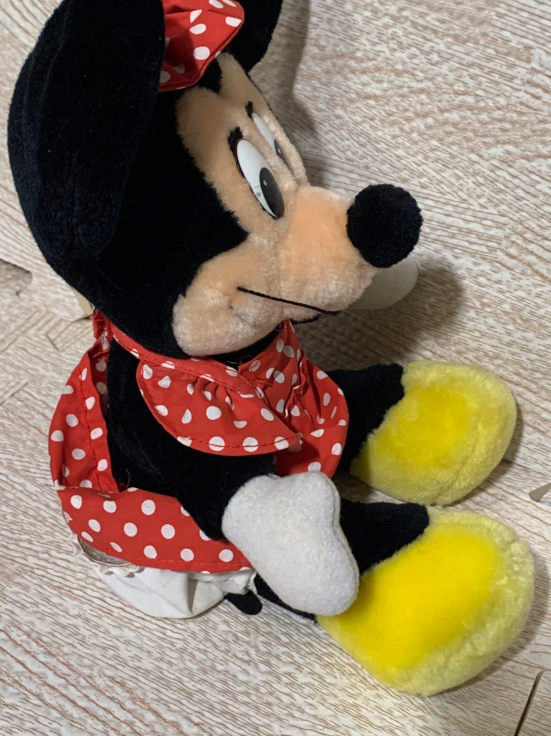 Vintage minnie mouse plush - Thumbnail 3