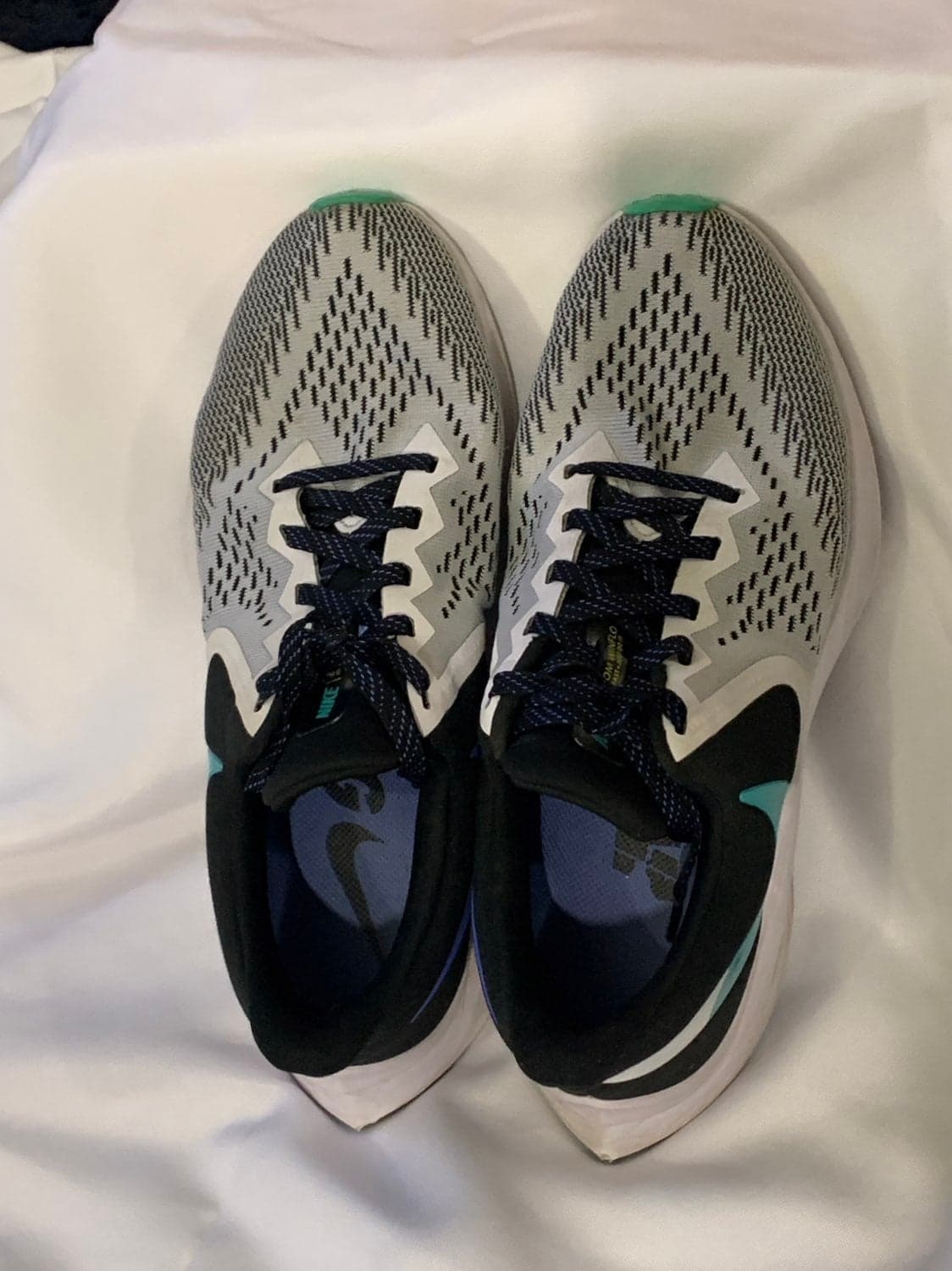 Womens Size 9.5 - Nike Air Zoom Winflo 6 Hyper Jade Running Shoes Sneakers - Thumbnail 2