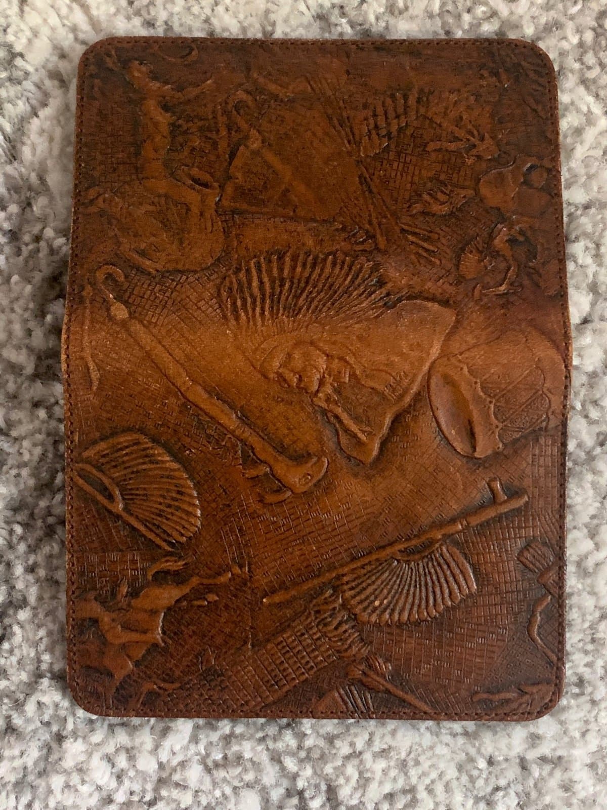 Vintage handmade Native American carved Leather Wallet - Thumbnail 2
