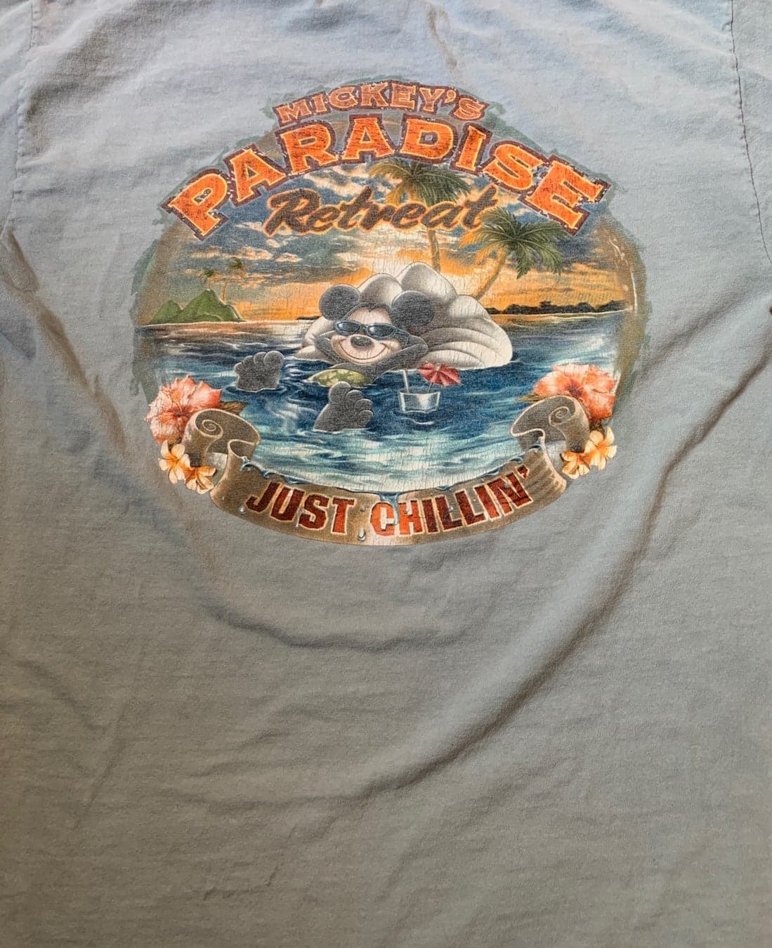 Mickey's Paradise Retreat Just Chillin Tourist T-Shirt - Thumbnail 3