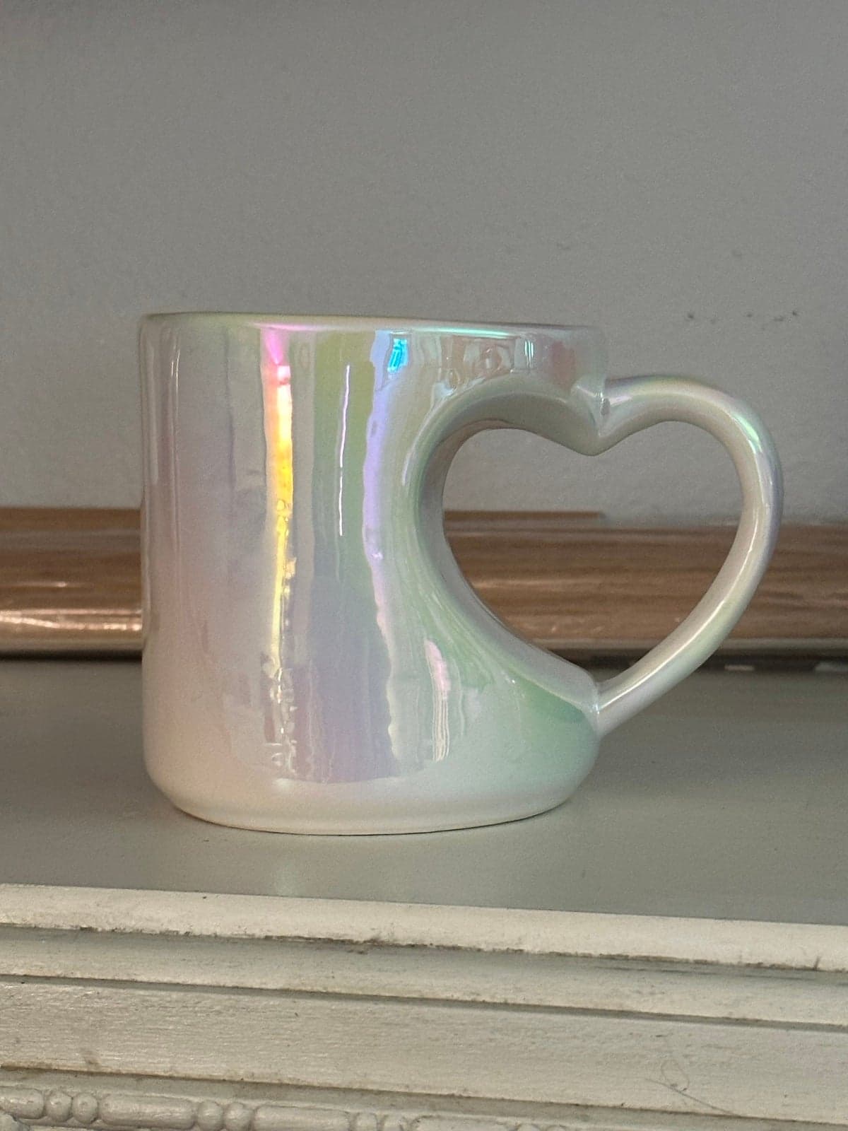 Nordstrom Rack Iridescent Heart Handle Large Coffee Mug - Thumbnail 2