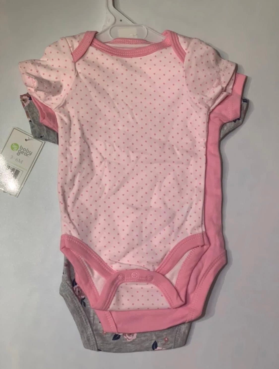 Baby Gear 3-6 months body suits lot - Thumbnail 3