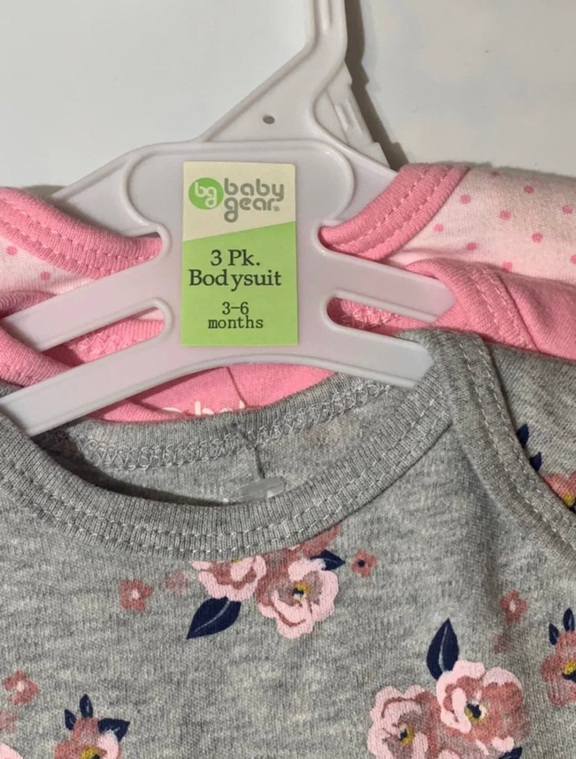 Baby Gear 3-6 months body suits lot - Thumbnail 2