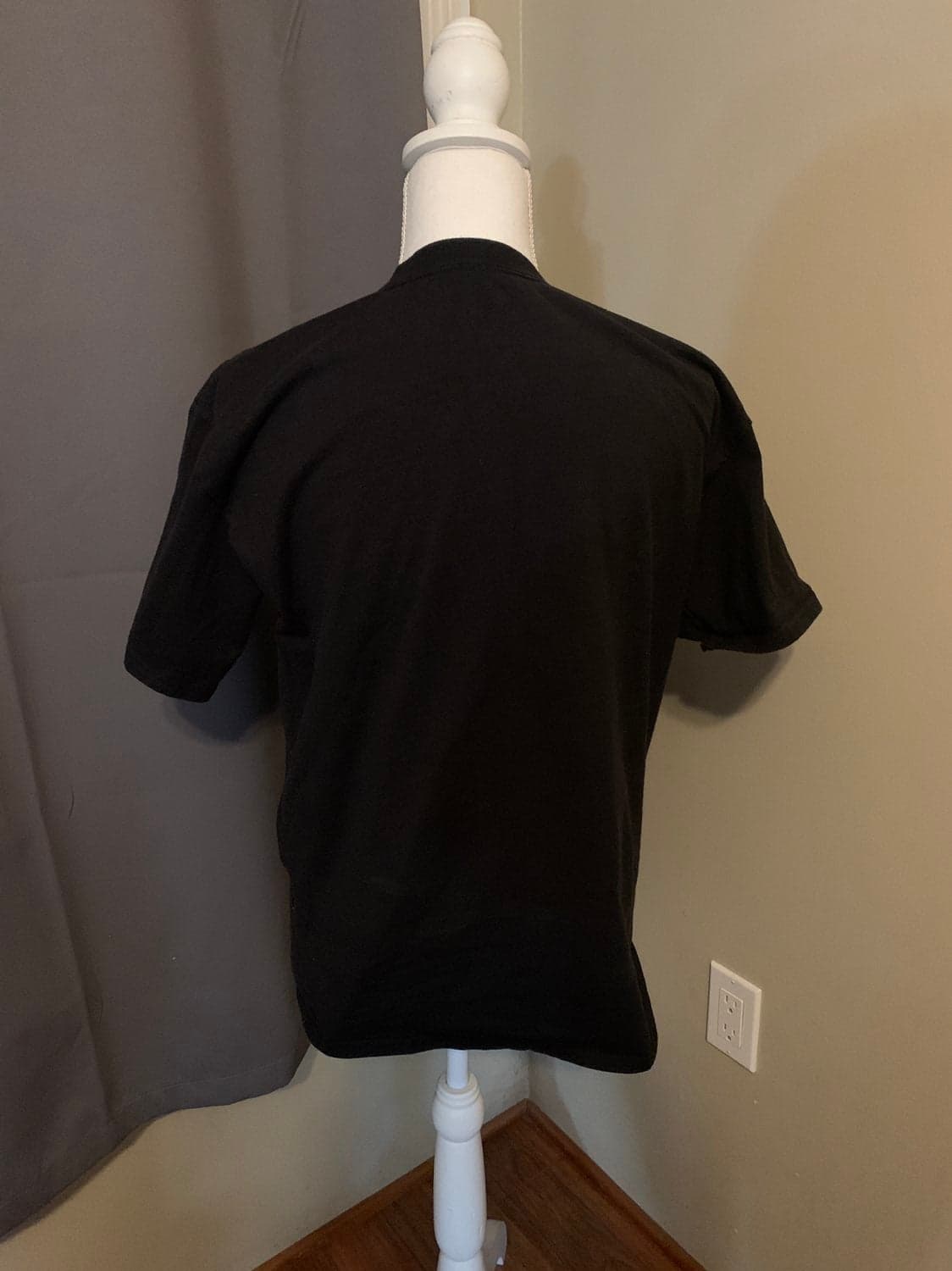 Disney World Mickey mouse glow in the dark T shirt size XL neon - Thumbnail 4