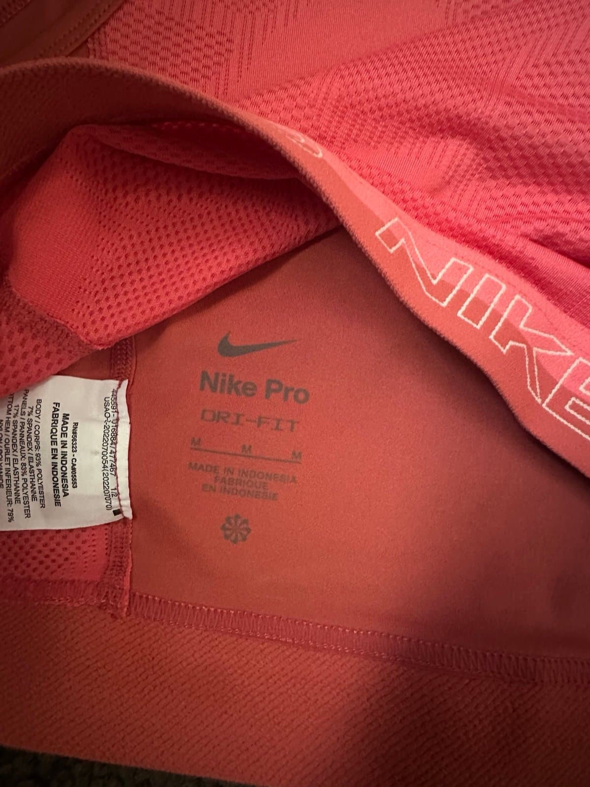 New NIKE PRO Dri-FIT Cropped Women's Medium Training Top Adobe Sea Coral NWT - Thumbnail 4