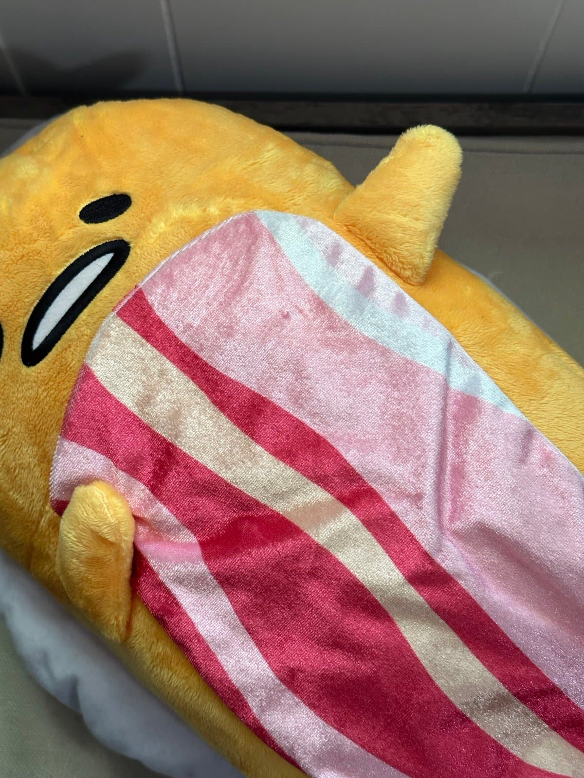 GUDETAMA the lazy egg Plush Doll big fluffy KAWAII SANRIO bacon Large - Thumbnail 5