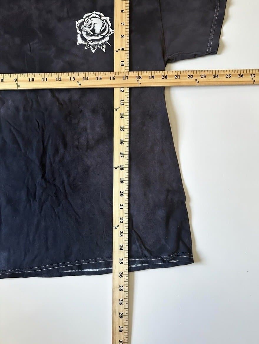 Show Some Love T Shirt Men's Size Large - Thumbnail 3