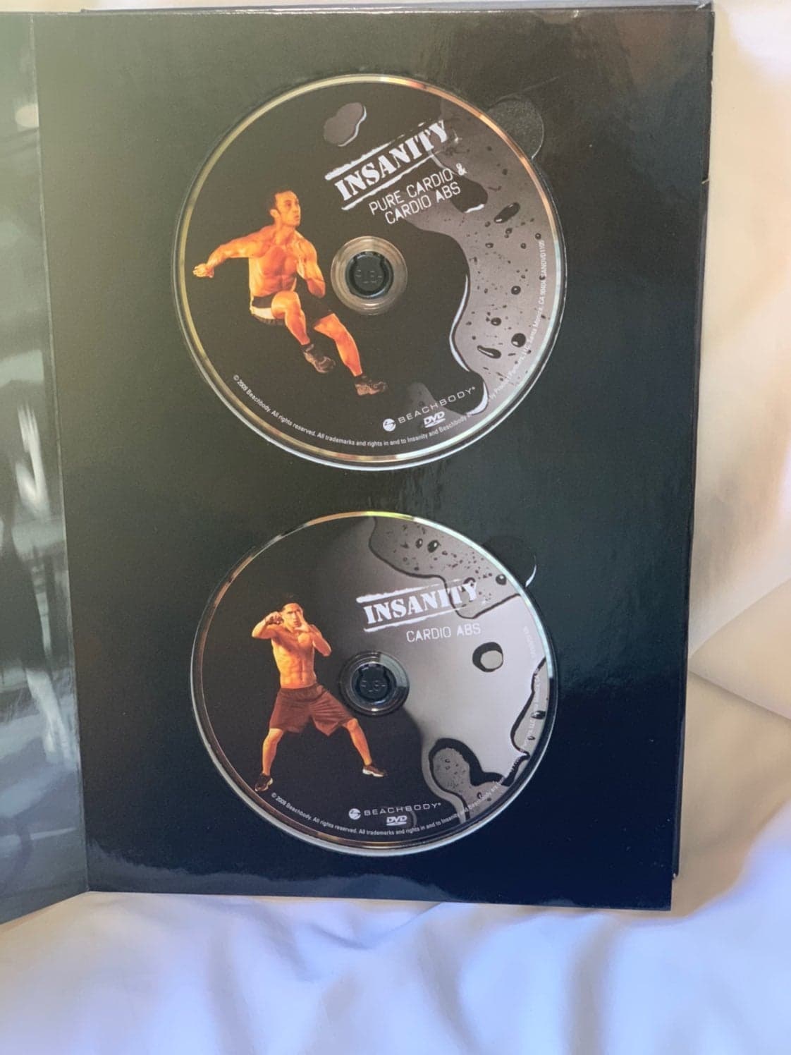 Beachbody Insanity 10 disc Set - Thumbnail 4