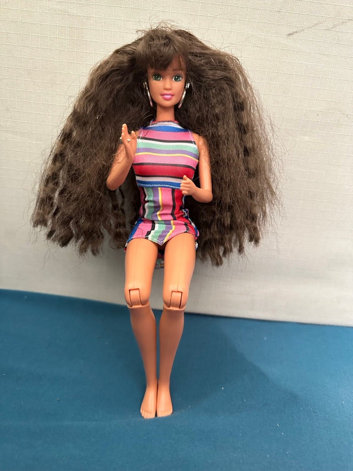 1990 Teresa Vintage Brunette Bendable Barbie Doll - Thumbnail 3