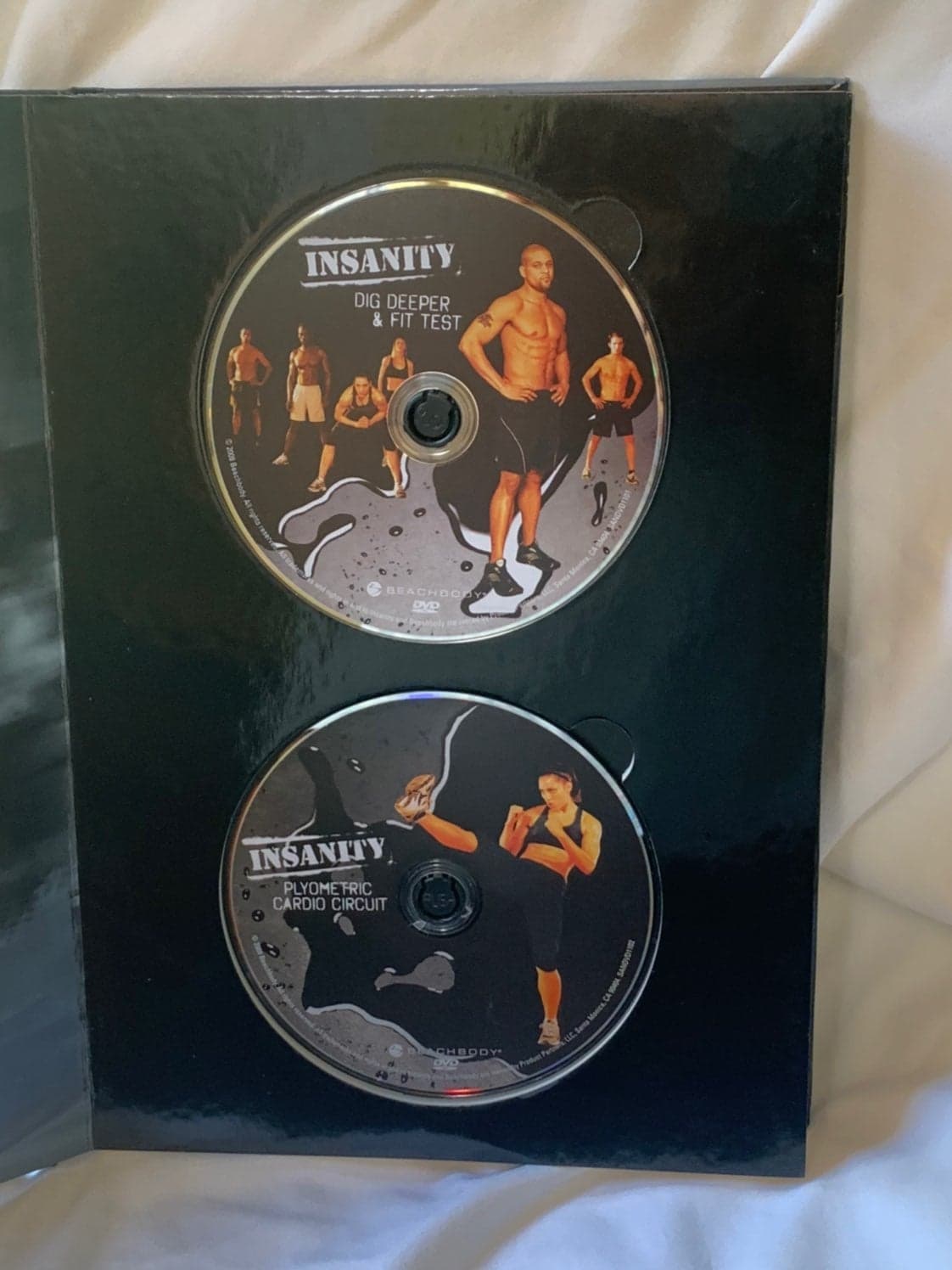Beachbody Insanity 10 disc Set - Thumbnail 2