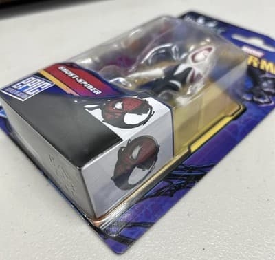 Venom Versus Marvel Spider-Man( Ghost- Spider) 3.75 Action Figure - Thumbnail 4