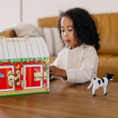 Melissa & Doug Latches Barn Wooden Activity Toy with 4 Animal Figures - Thumbnail 5