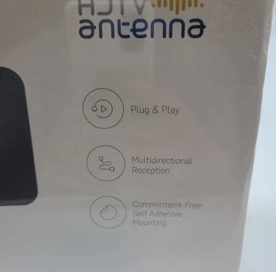 HDTV Antenna Plug and Play Multidirectional Reception Adhesive Mounted - Thumbnail 2