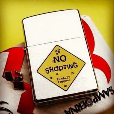 Zippo Roadsign Australia Lighter Collection Set of 6 Kangaroos Koalas New in Tin - Thumbnail 7