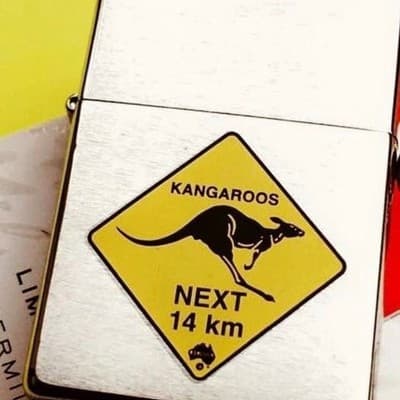 Zippo Roadsign Australia Lighter Collection Set of 6 Kangaroos Koalas New in Tin - Thumbnail 6