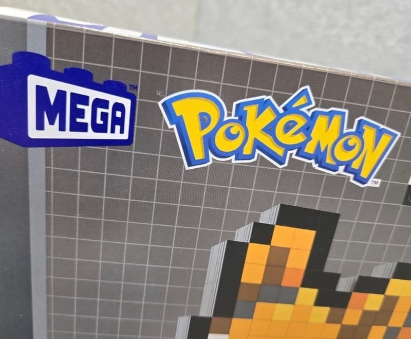 Mega Pokemon Eevee Pixel Art Building Set 323 Pieces HTH78 - Thumbnail 4